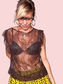 Top in Pizzo Bianco con Maniche a Volant