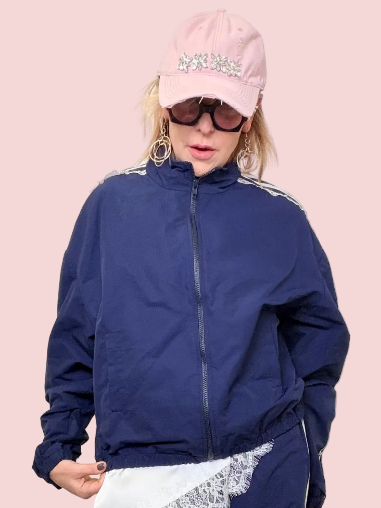 Giacca sportiva con bande laterali e pizzo