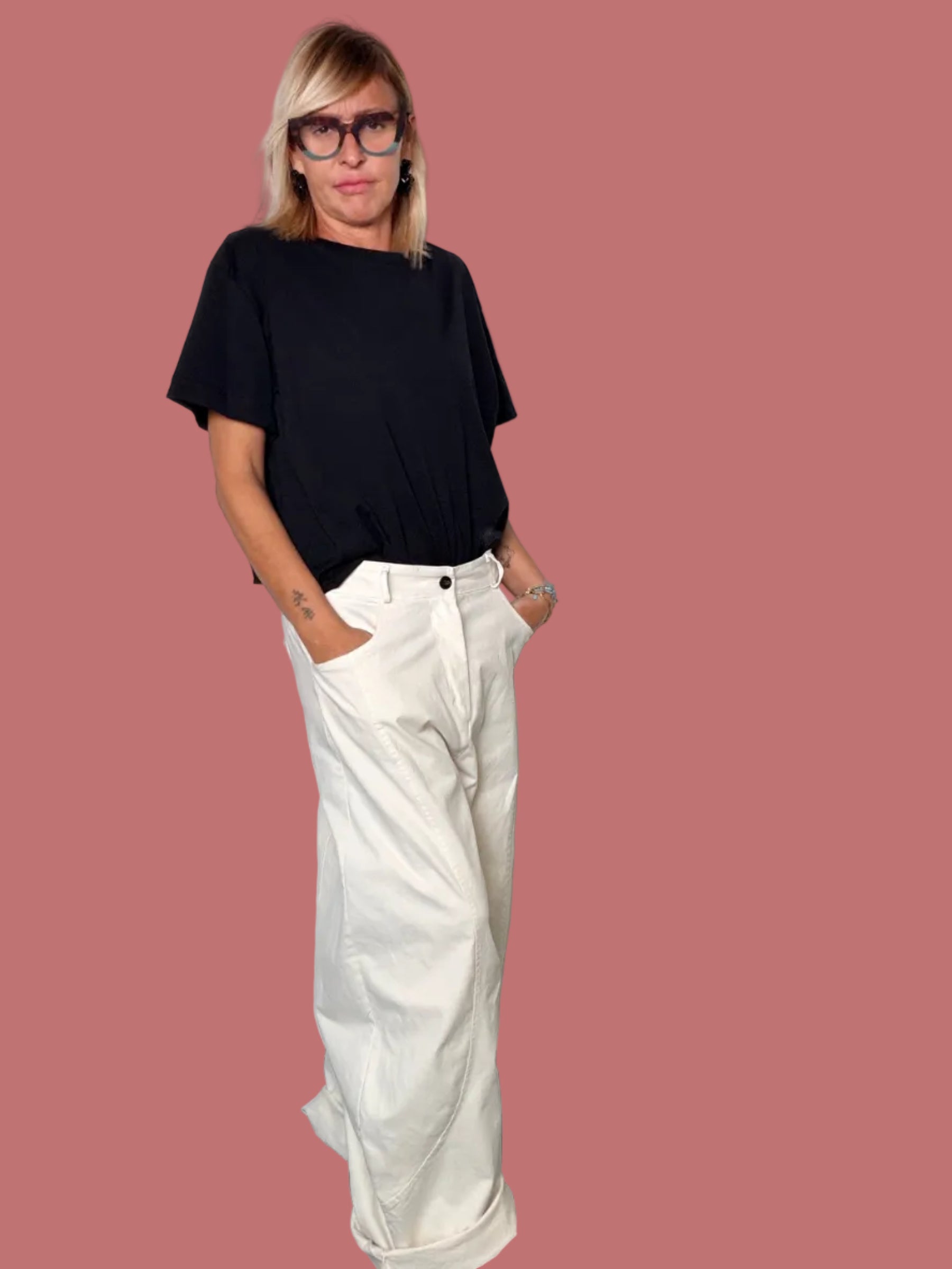 Pantalone balloon avorio con tasche e cuciture sagomate