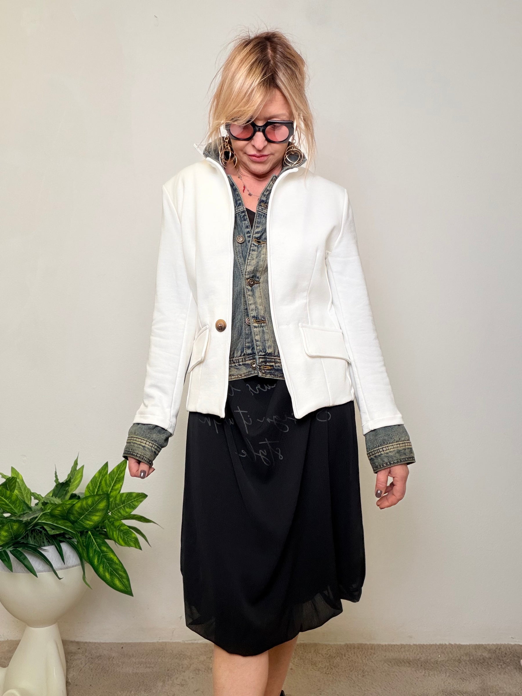 Giacca Blazer Bianca con Inserti Denim e Gilet Interno
