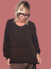 Maglione Oversize in Maglia Bouclé Scollo a V Panna Flo&Poi