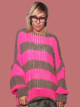 Maglia oversize a righe larghe con lavorazione traforata