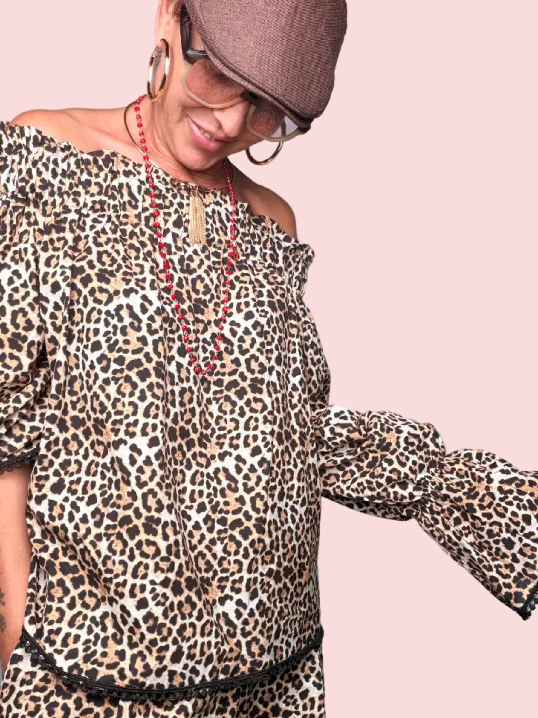 Camicia Bardot Leopardata con Pizzo — Maniche a Campana