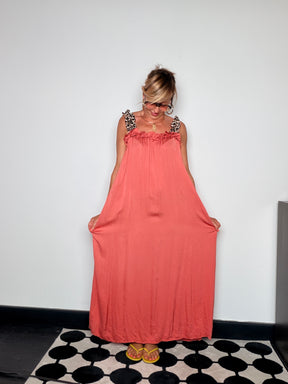 Abito Maxi a Trapezio con Spalline Animalier e Volant