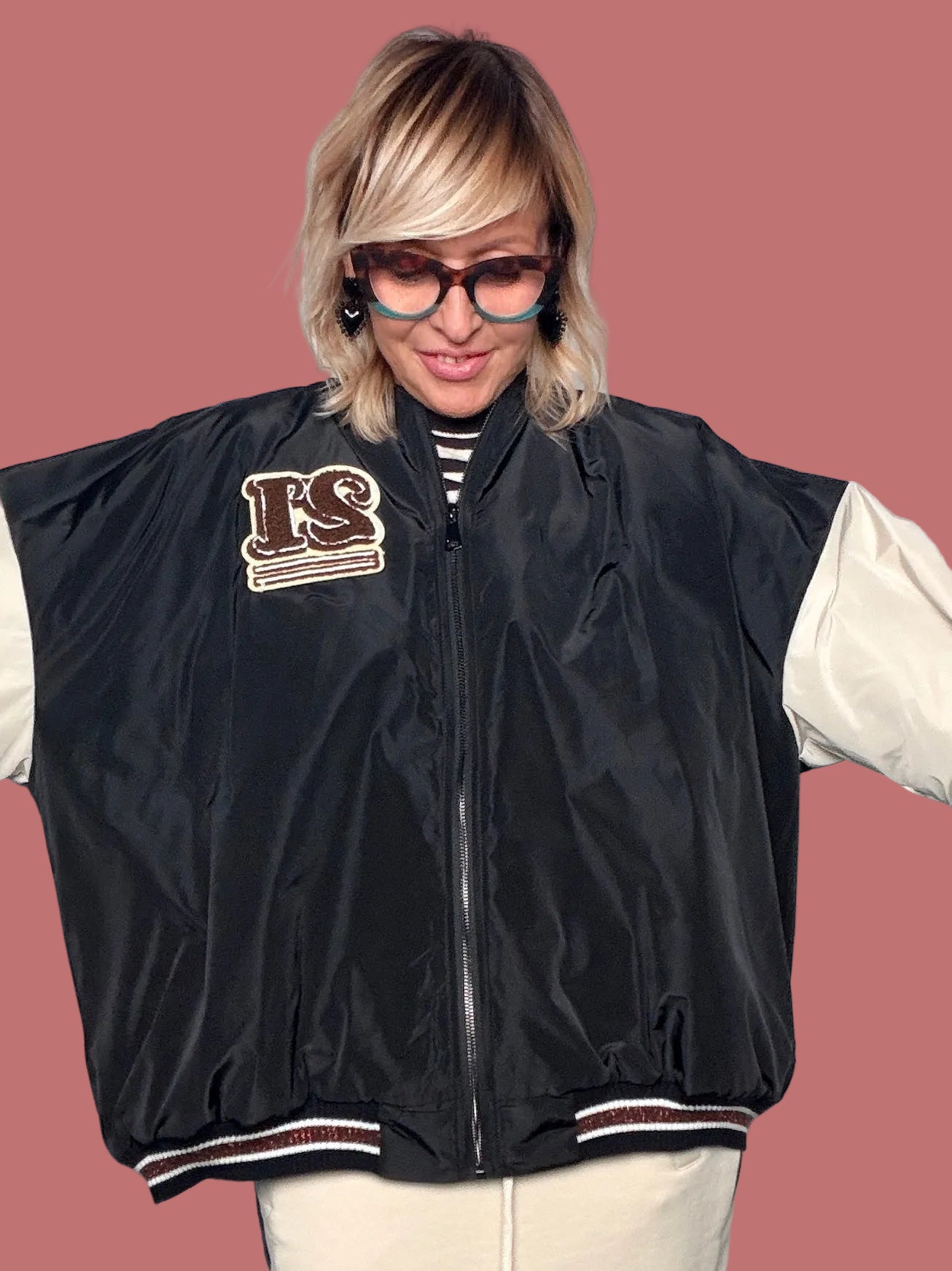 Bomber Le Streghe bicolore con scritta sul retro