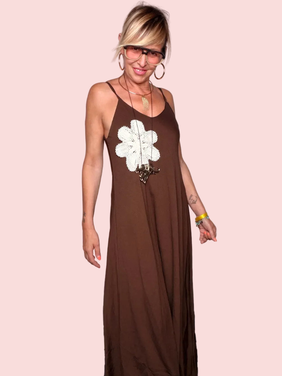 Abito Maxi con Applicazione Floreale in Pizzo — Scollo V