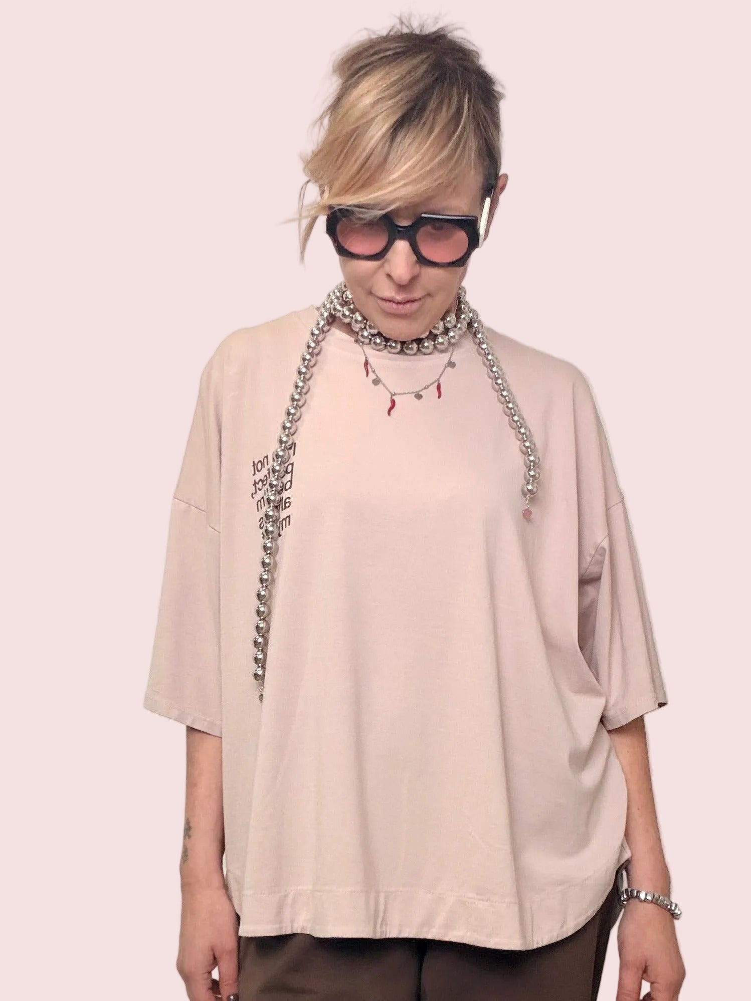 T-shirt oversize con stampa grafica