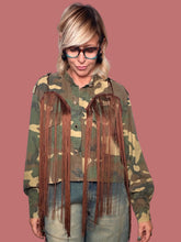 Giacca Le Streghe camouflage con lunghe frange