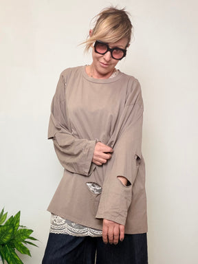 T-Shirt Over con Maglia Pizzo Sotto