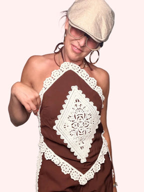 Top Halter Neck con Applicazioni in Crochet