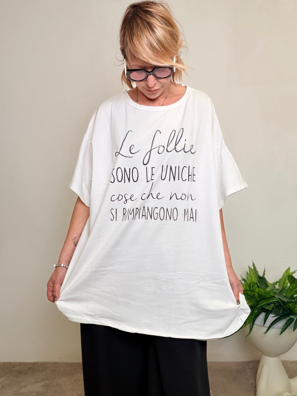 T-Shirt Bianca "Le Follie" Glitter Oversize Maniche Corte