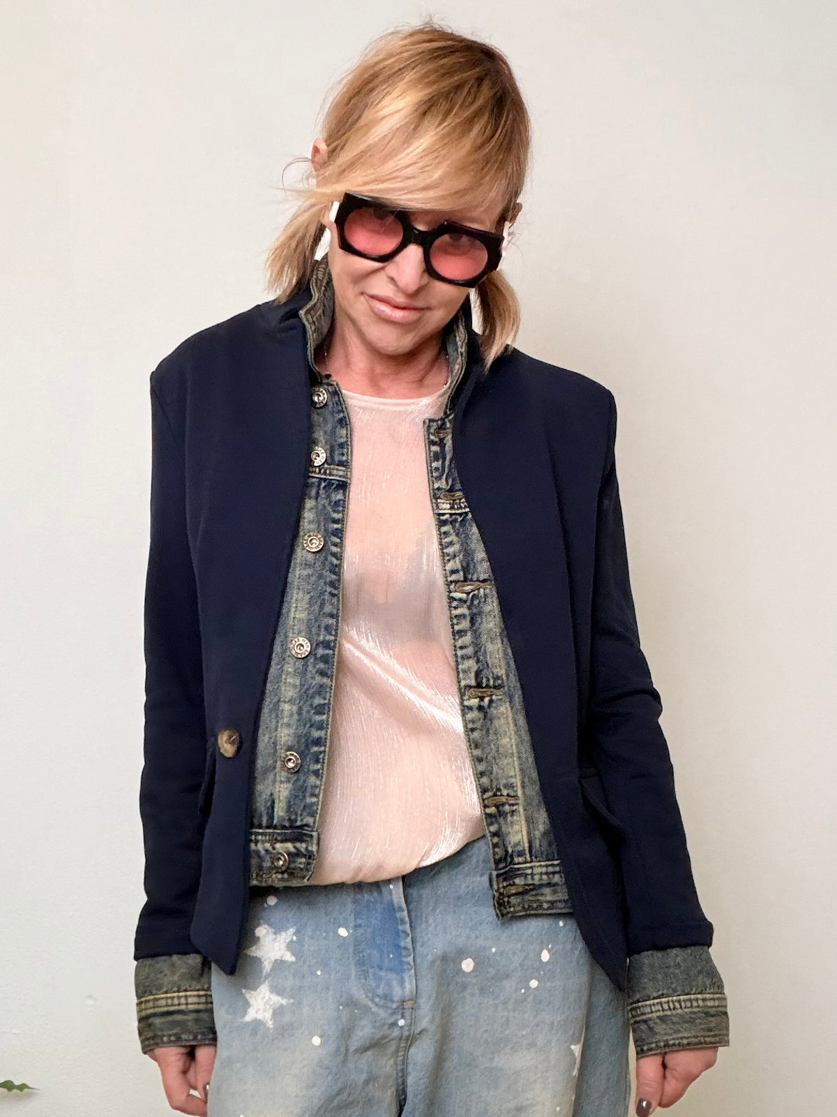 Giacca Blazer Bianca con Inserti Denim e Gilet Interno