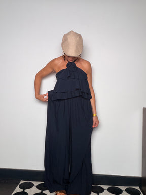 Tuta Jumpsuit Halter con Triplo Volant e Schiena Scoperta