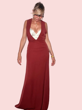 Abito Maxi Bicolore Rosso Mattone con Inserto in Raso e Schiena Scoperta