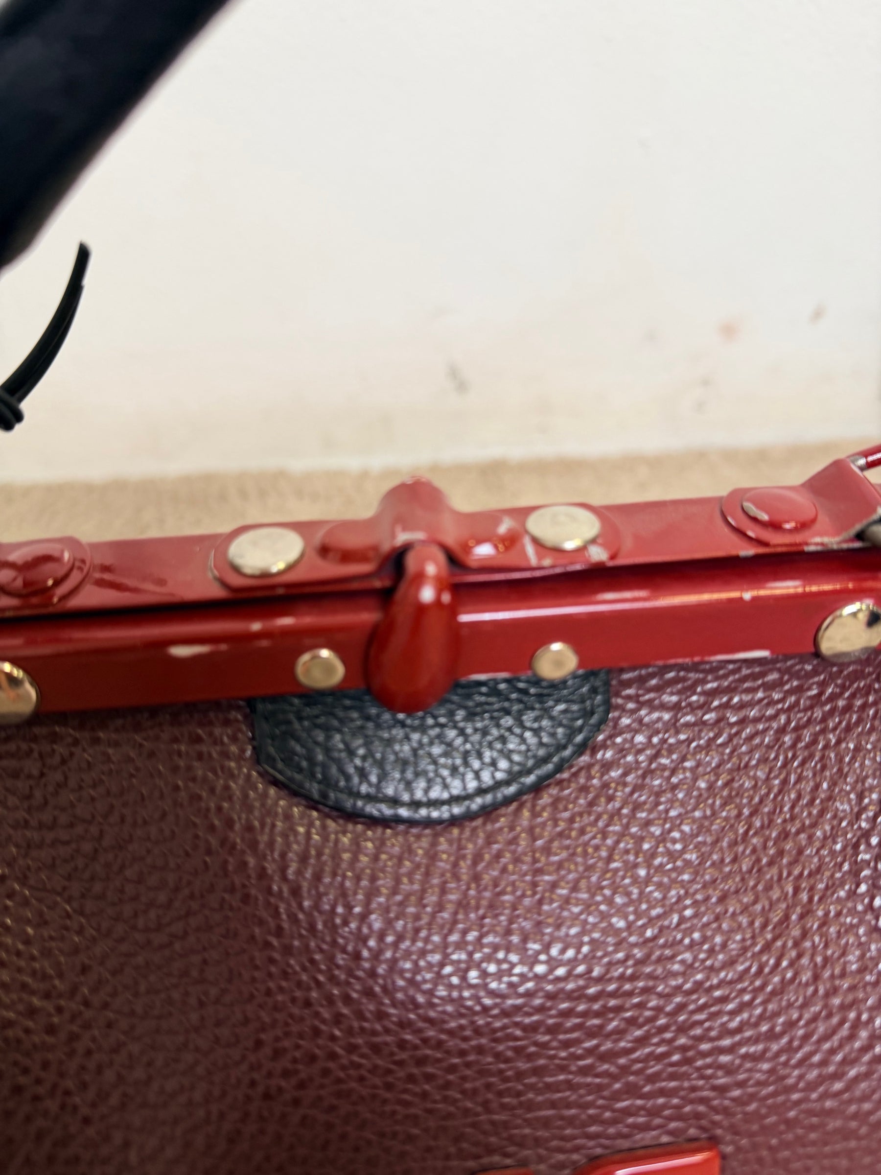 Mini Doctor Bag Cornice Metallica - Bordeaux, Nera Cuore e Fiamme