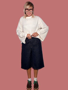 Pinocchietto in denim scuro a gamba ampia
