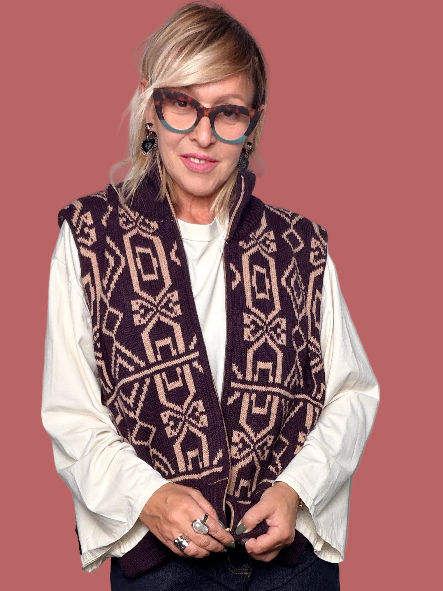 Gilet in maglia con fantasia geometrica e zip