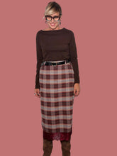 Gonna midi a quadri con bordo in pizzo