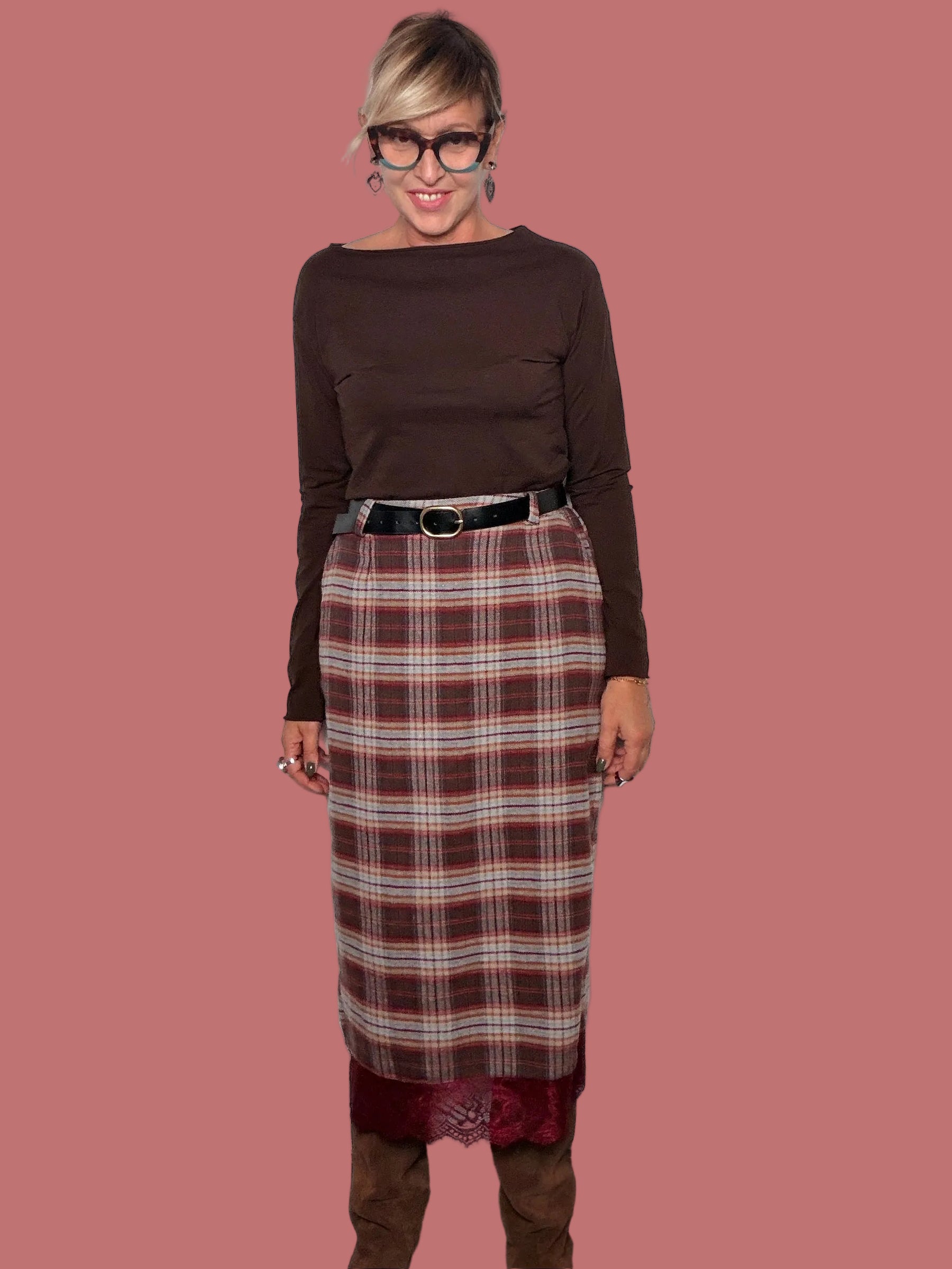 Gonna midi a quadri con bordo in pizzo
