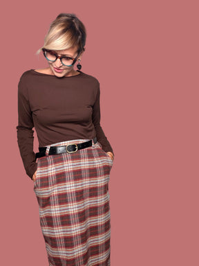 Gonna midi a quadri con bordo in pizzo