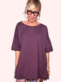 Maxi T-Shirt Oversize con Maniche Kimono e Inserto Sangallo
