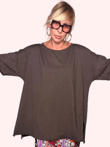 Maxi T-Shirt Oversize con Maniche Kimono e Inserto Sangallo
