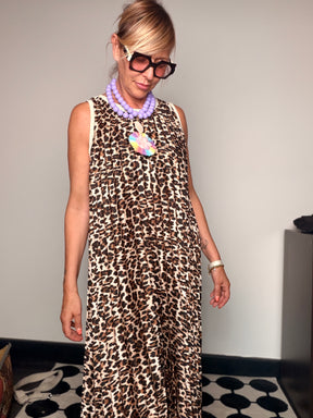Abito Maxi Leopardato a Ruota con Scollo Tondo e Bordino Bianco