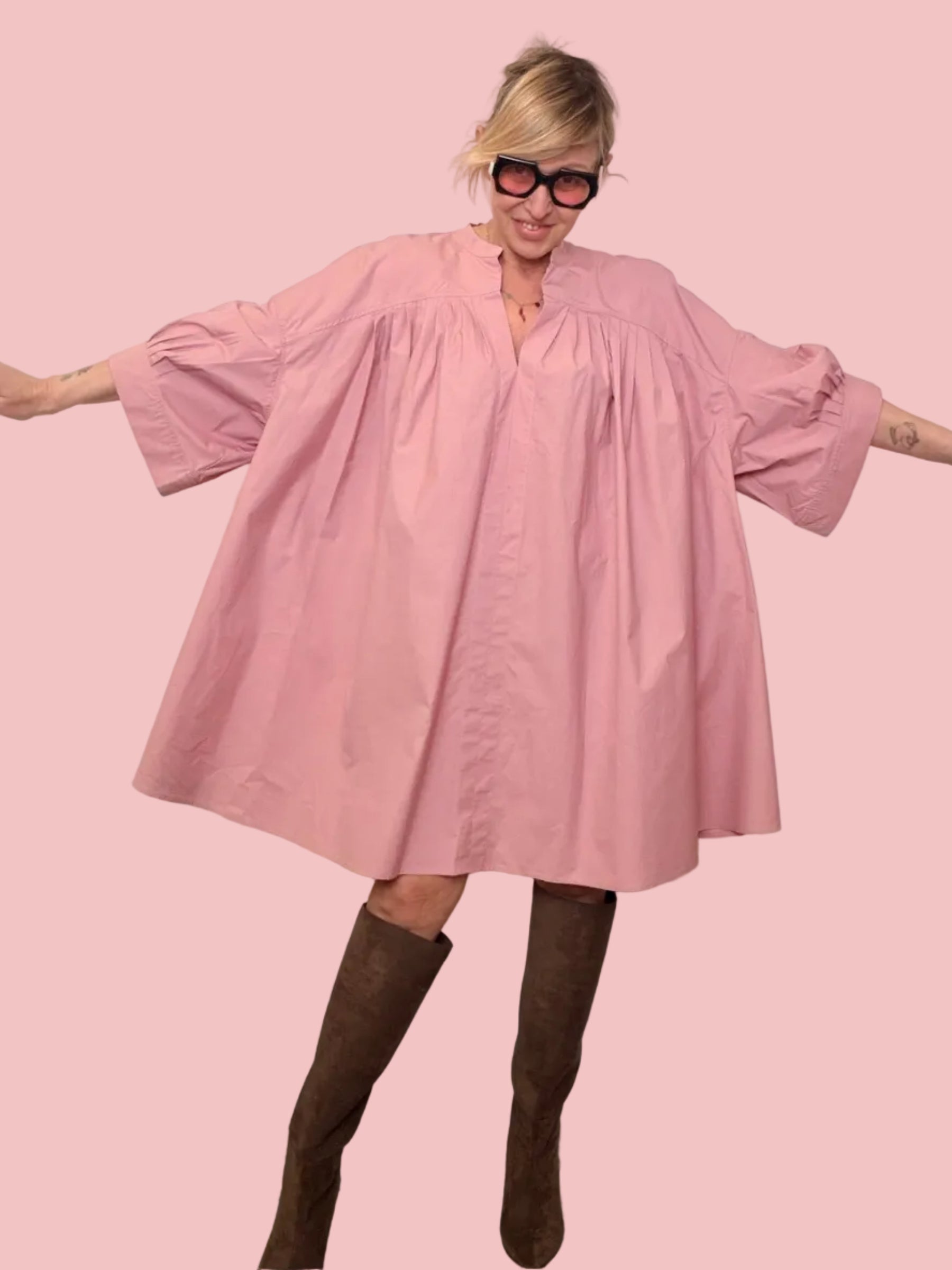Abito oversize rosa maniche kimono