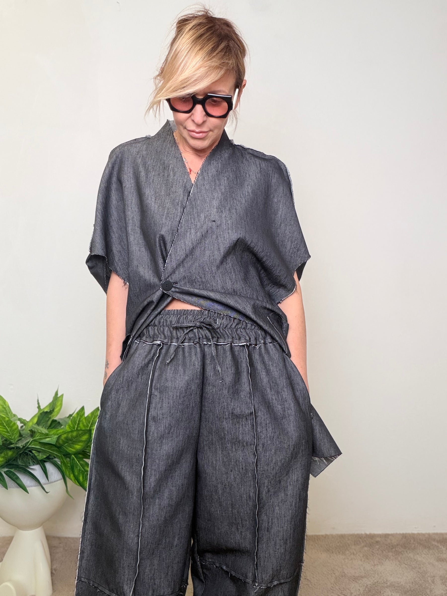 Pantalone palazzo lyocell lino cuciture contrasto