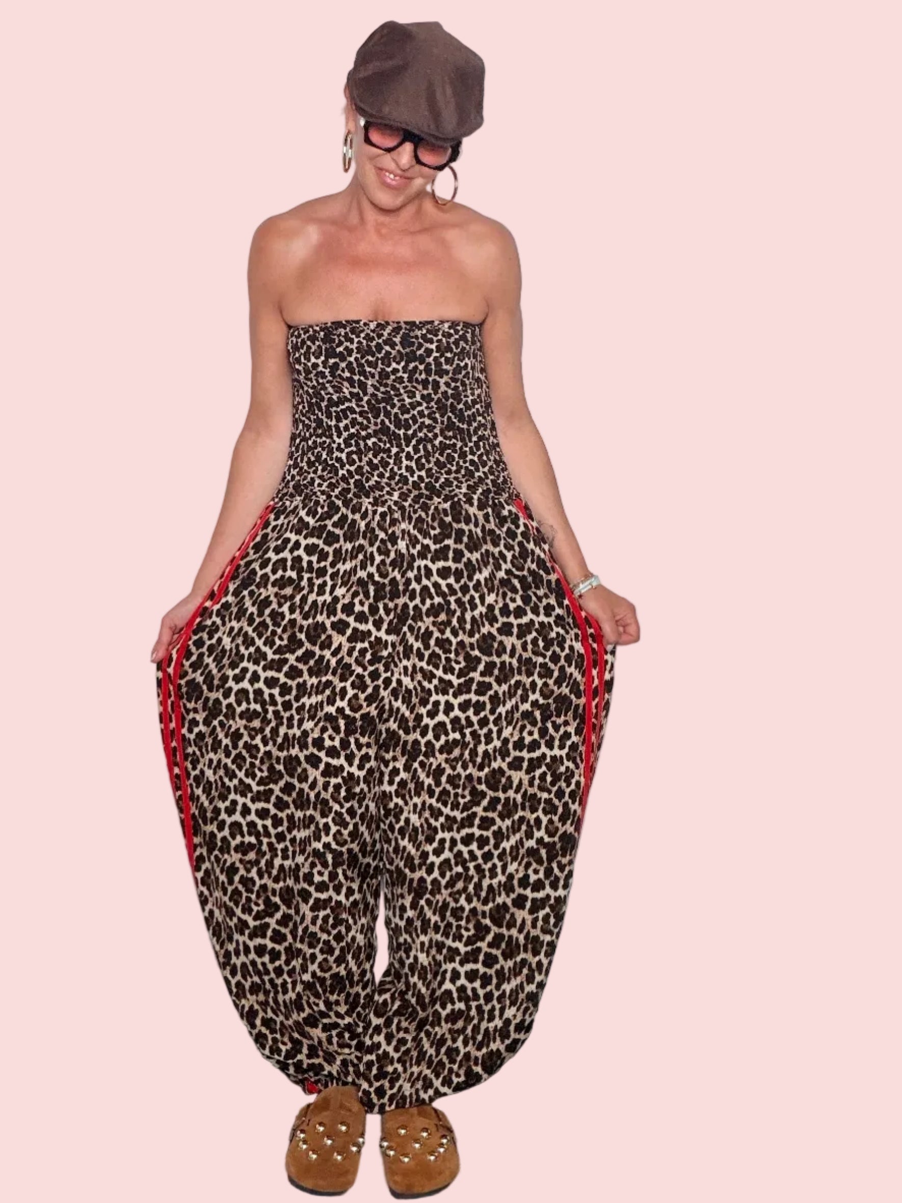 Tuta Oversize Strapless Animalier con Banda Rossa