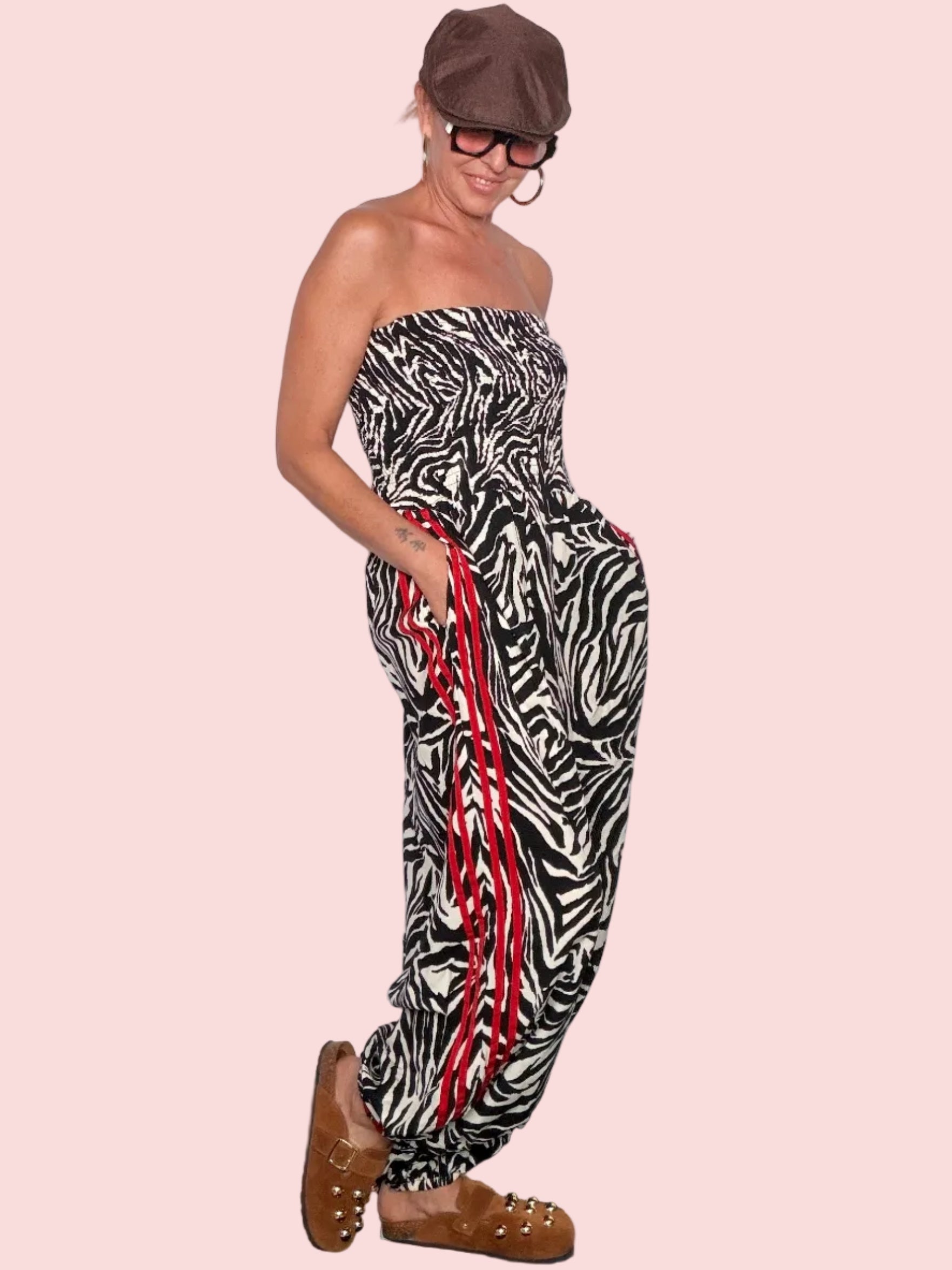 Tuta Oversize Strapless Animalier con Banda Rossa