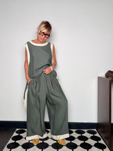 Completo Top Asimmetrico e Pantalone