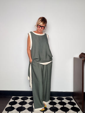 Completo Top Asimmetrico e Pantalone