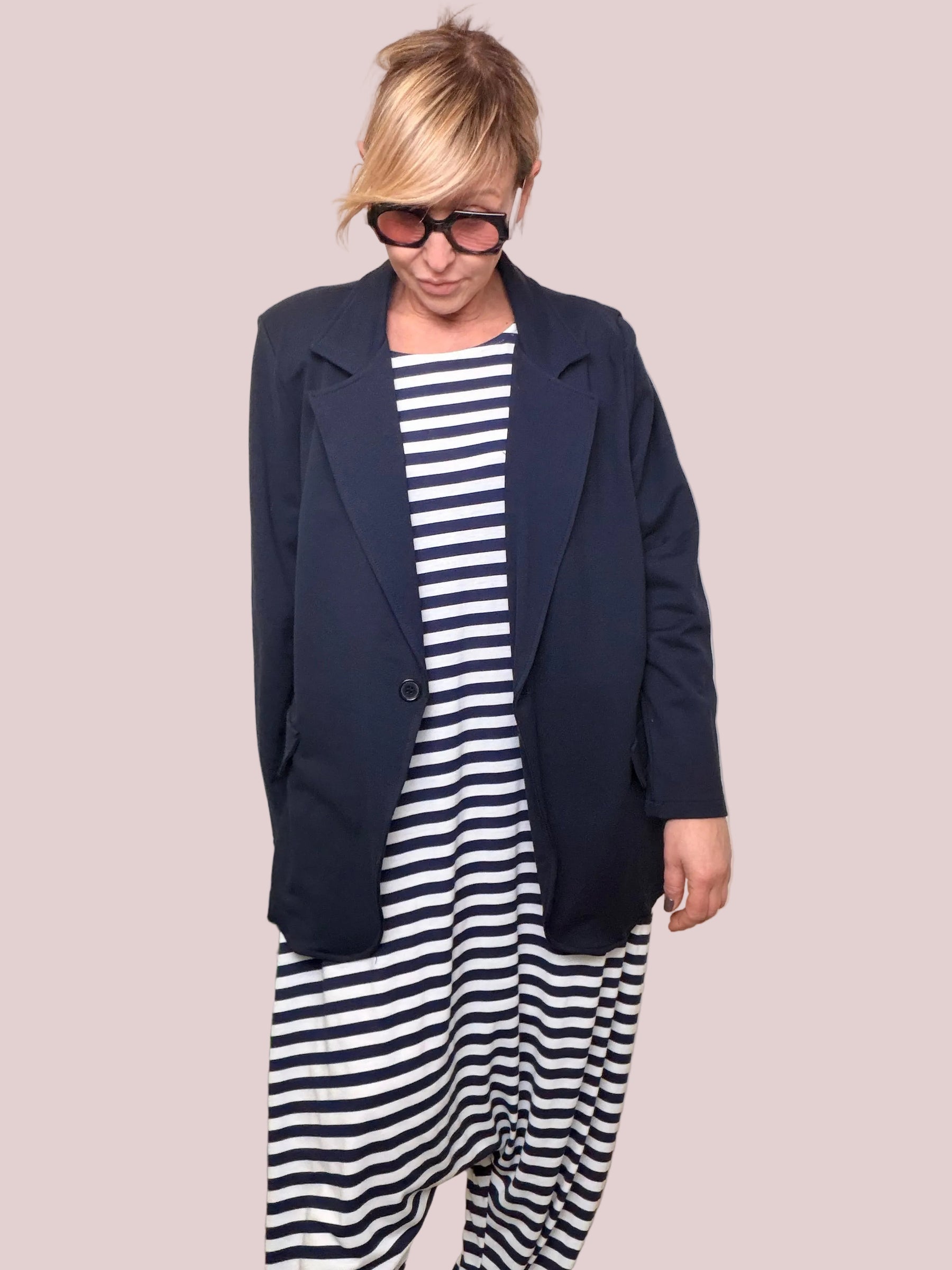 Giacca blazer nera oversize colletto revers tasche pattina