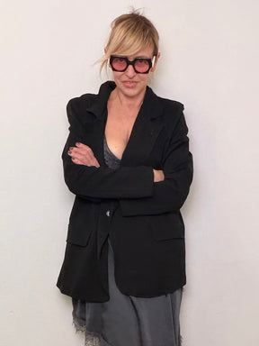 Giacca blazer nera oversize colletto revers tasche pattina