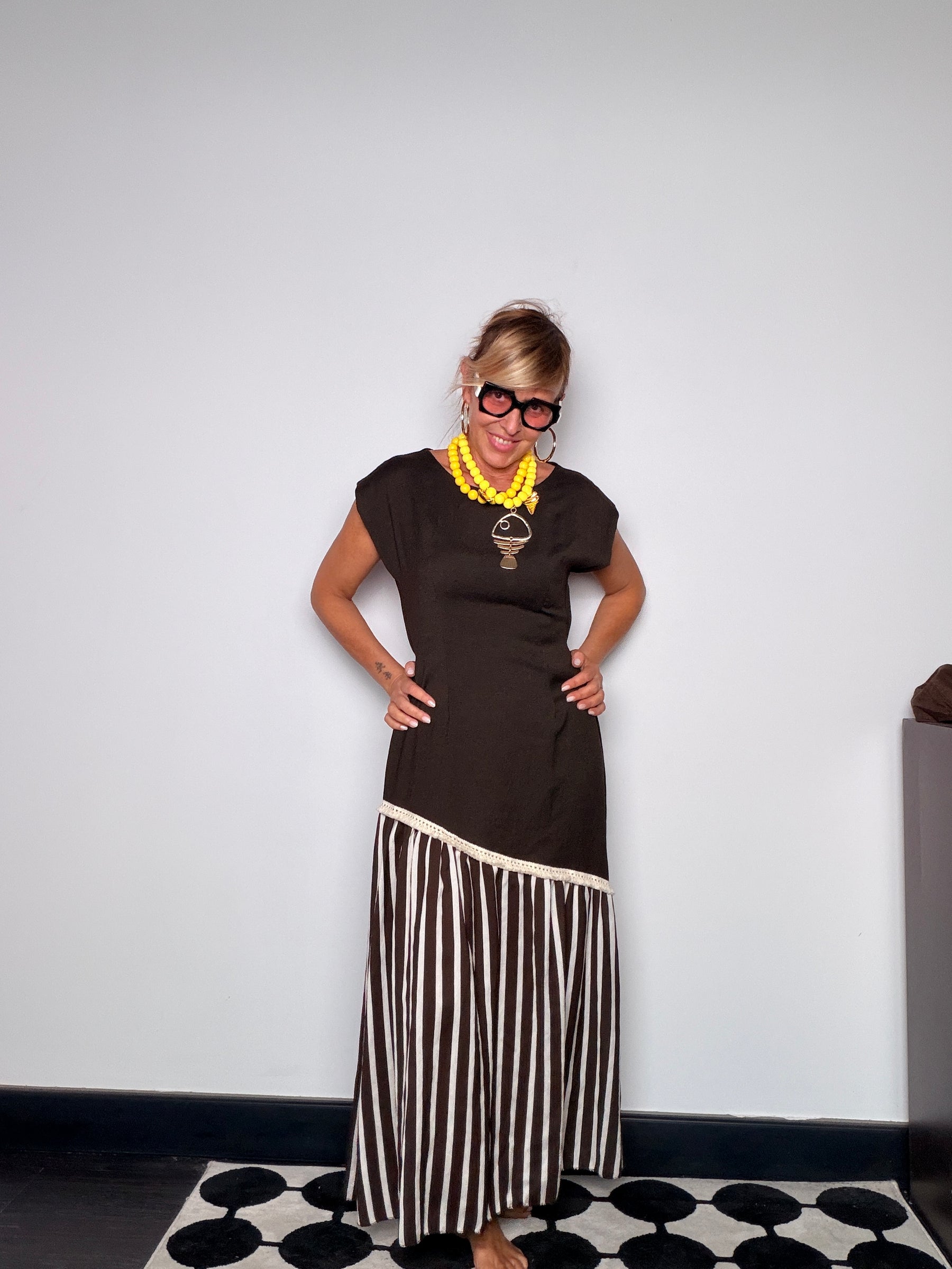 Abito Maxi Bicolore a Righe con Inserto in crochet