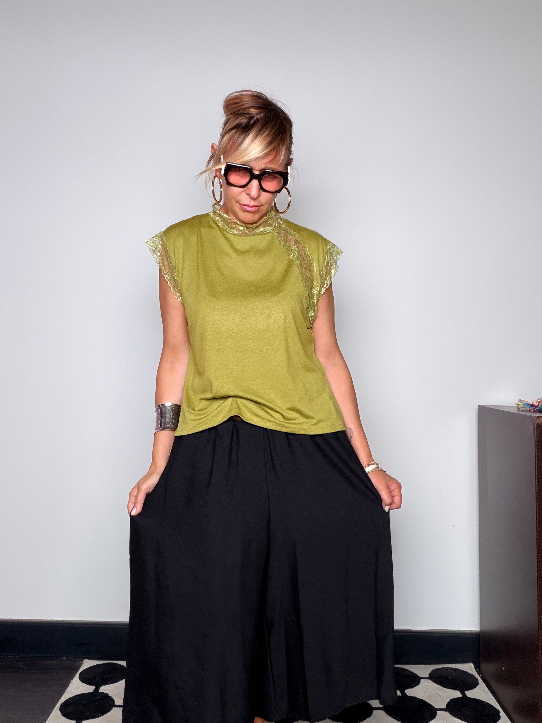 Pantalone Culotte Ampio con Vita Elastica