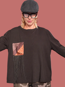T-shirt over a maniche lunghe con applicazione