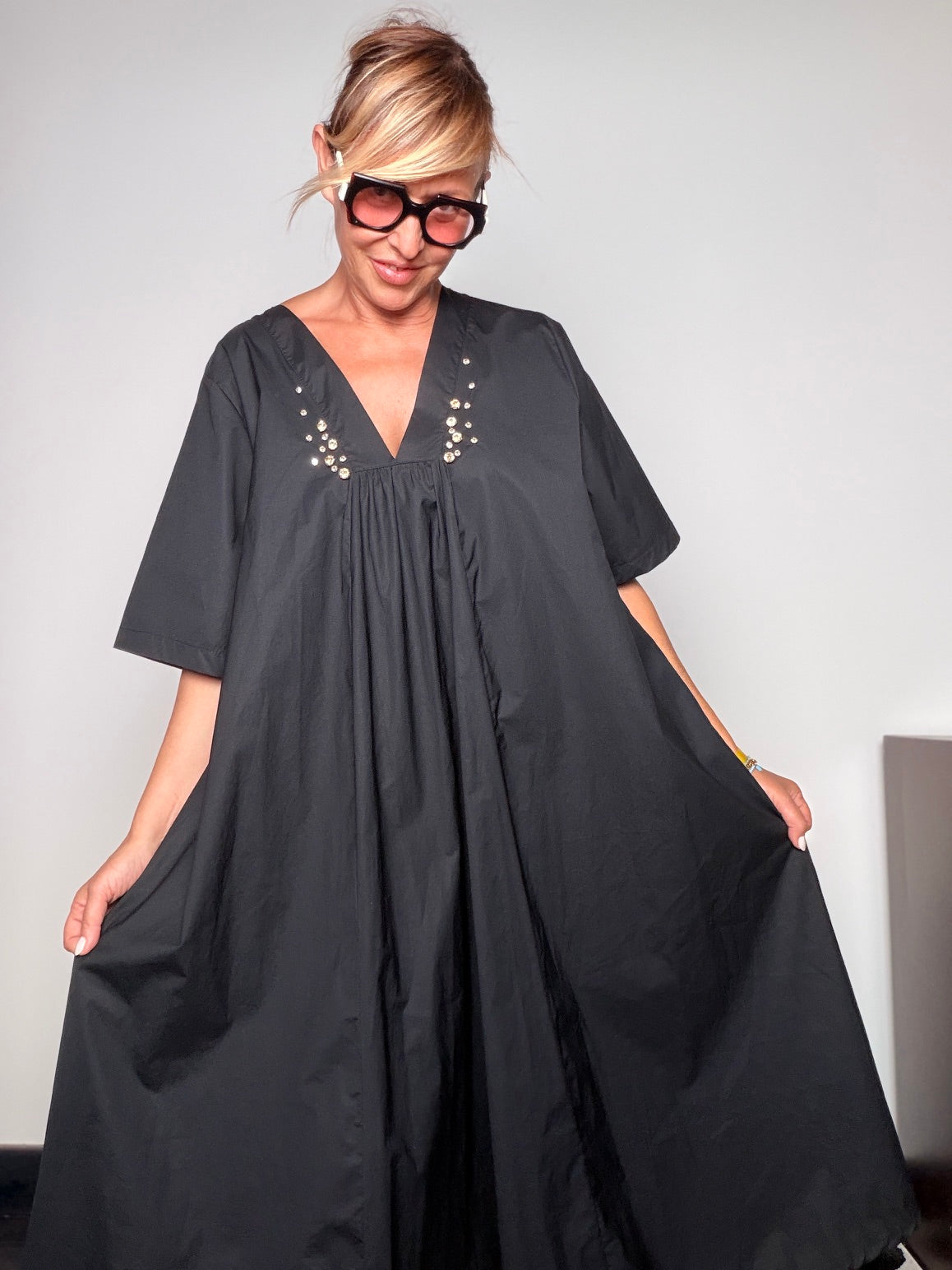 Kaftan Maxi con Strass — Nero / Bordeaux