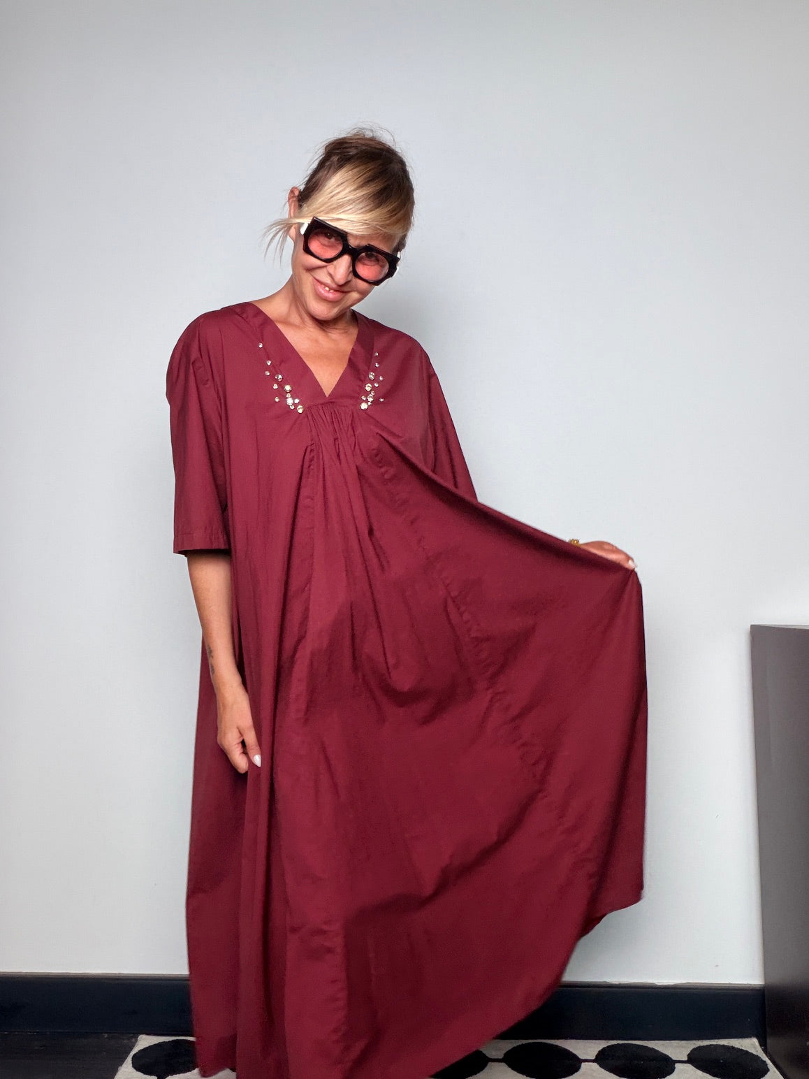 Kaftan Maxi con Strass — Nero / Bordeaux