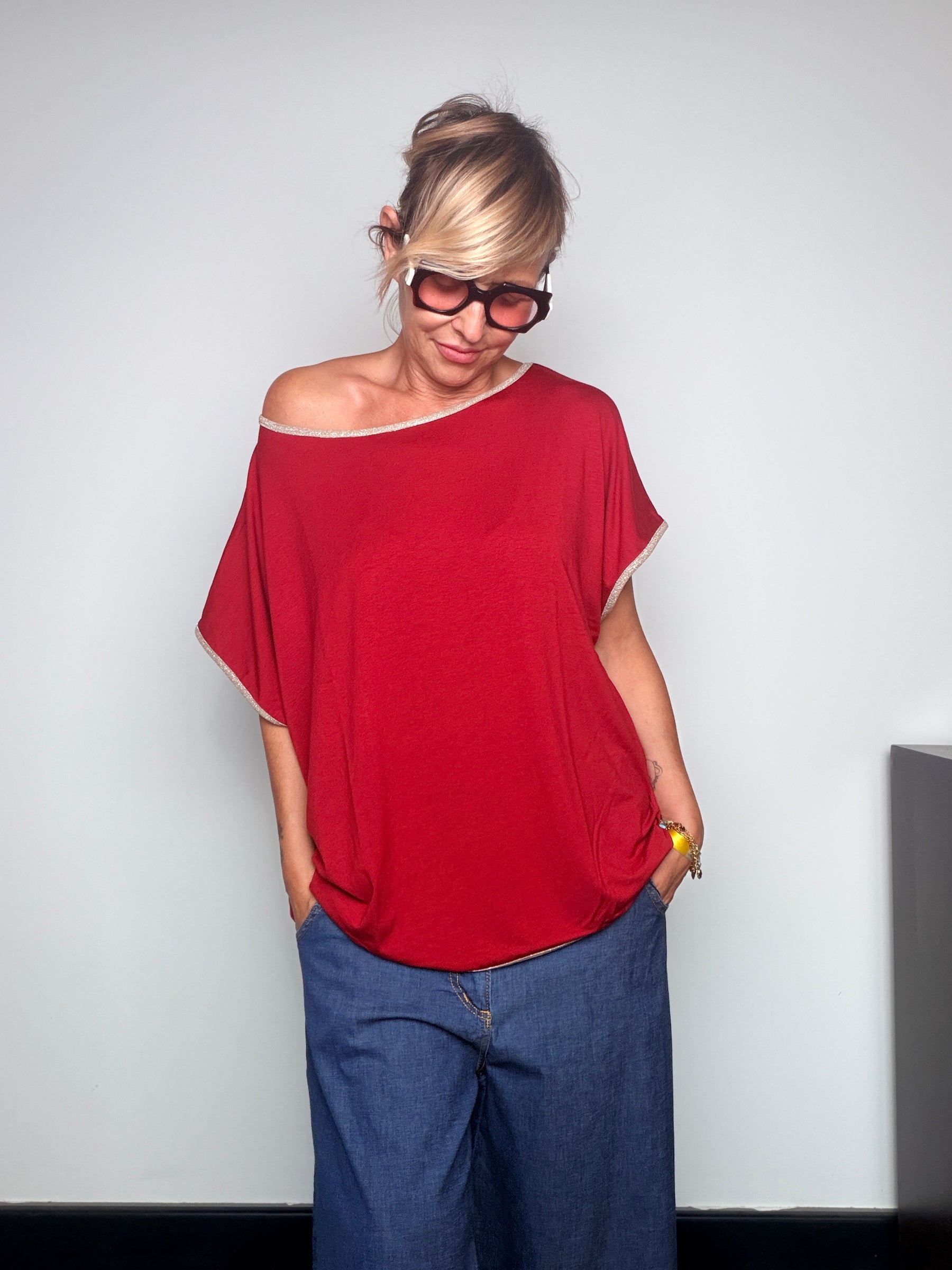 Top Oversize in Jersey con Bordi Lurex — Rosso / Tortora / Nero