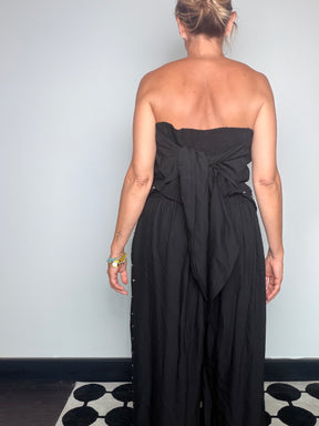 Completo FEMALE – Top Bustier e Pantalone Wide Leg con Borchie