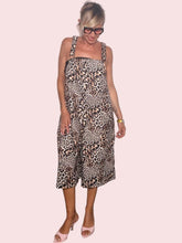 Salopette Jumpsuit Leopardata con Bretelle — Beige/Marrone