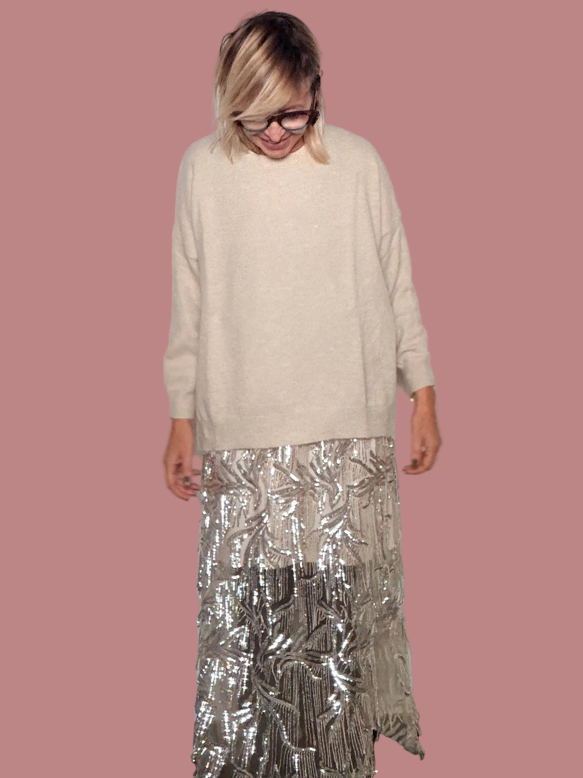 Gonna lunga con paillettes argento e trasparenze