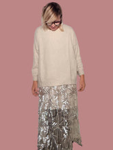 Gonna lunga con paillettes argento e trasparenze