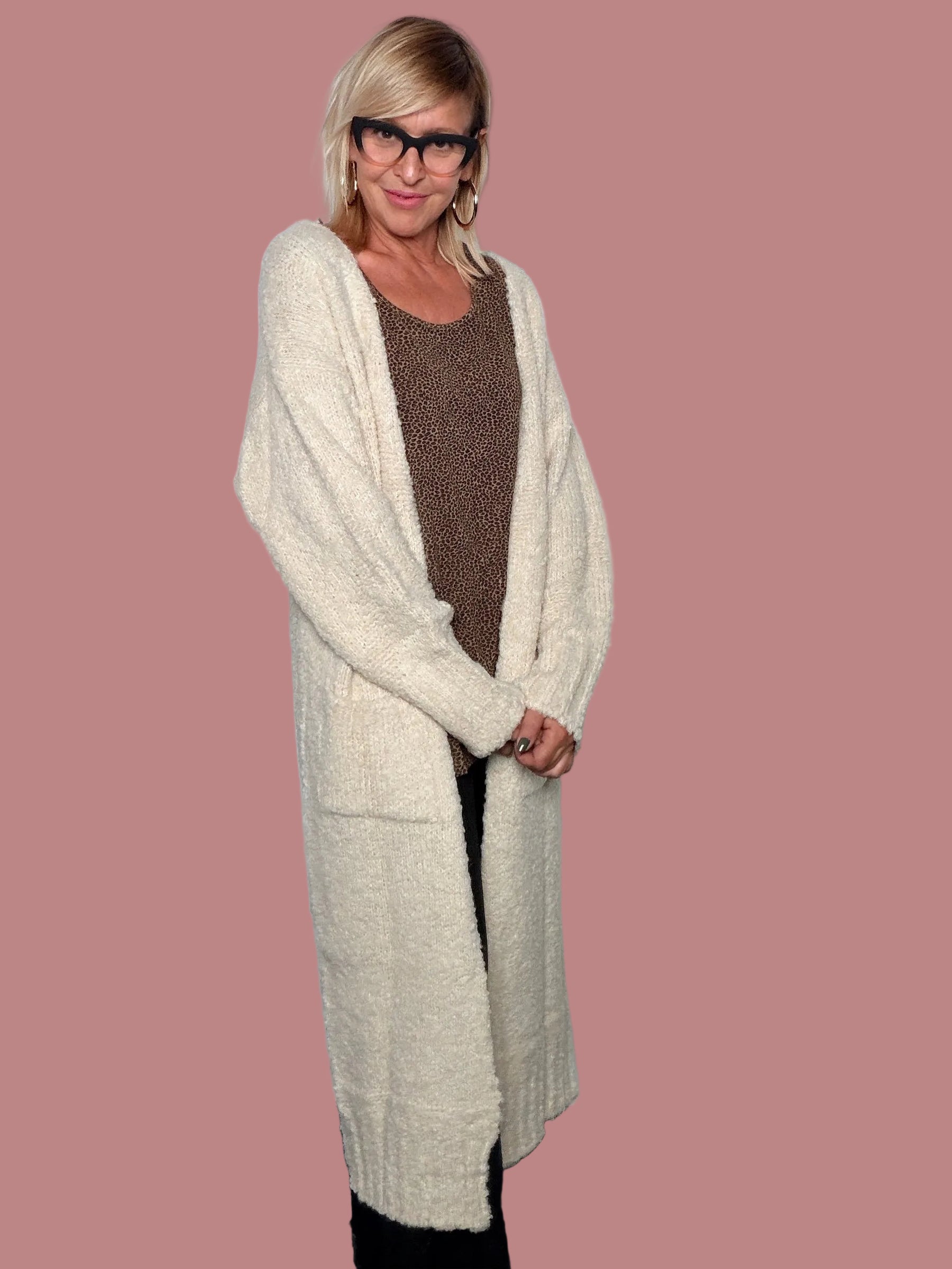 Cardigan lungo bouclé panna con tasche