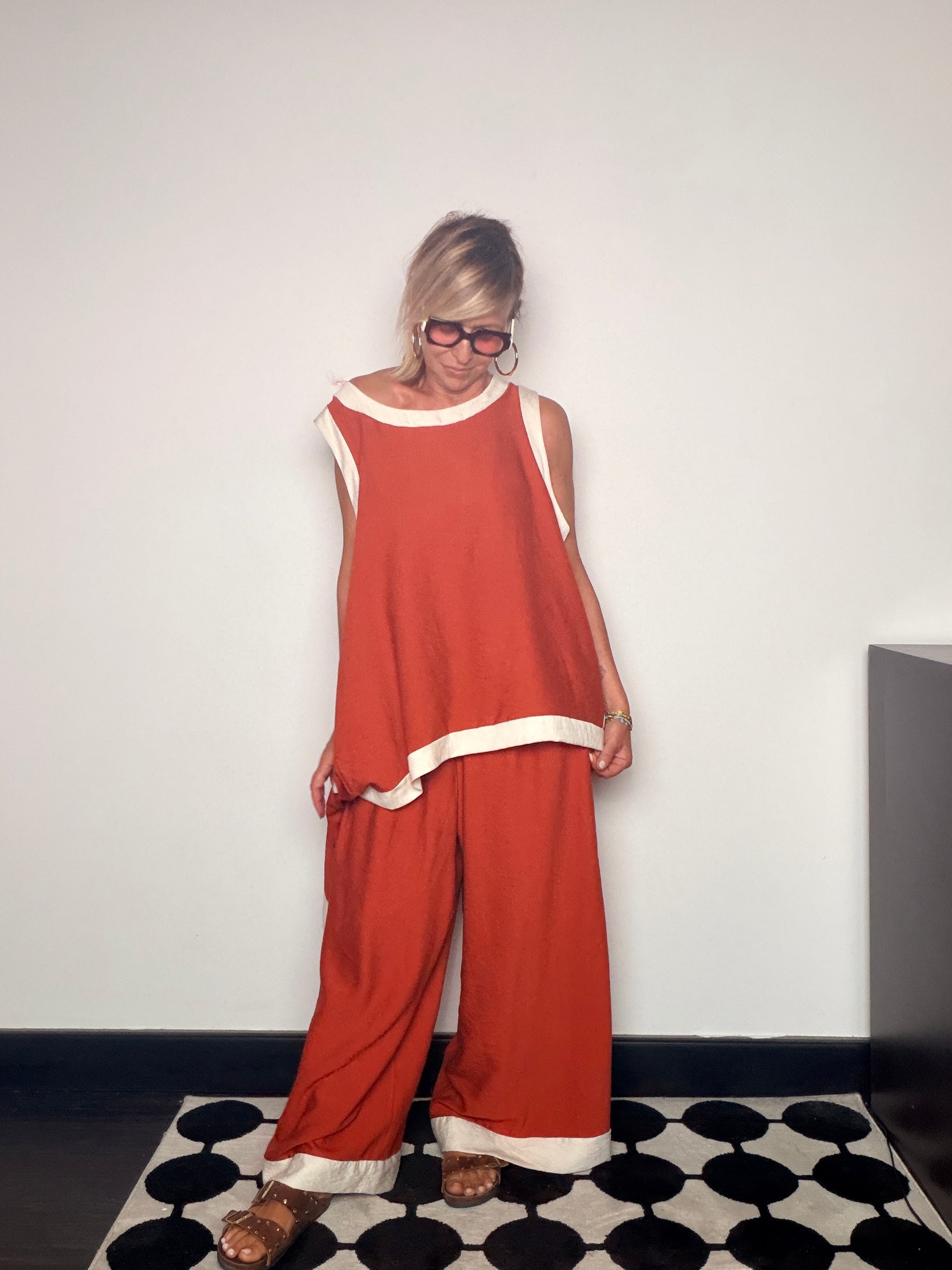 Completo Top Asimmetrico e Pantalone