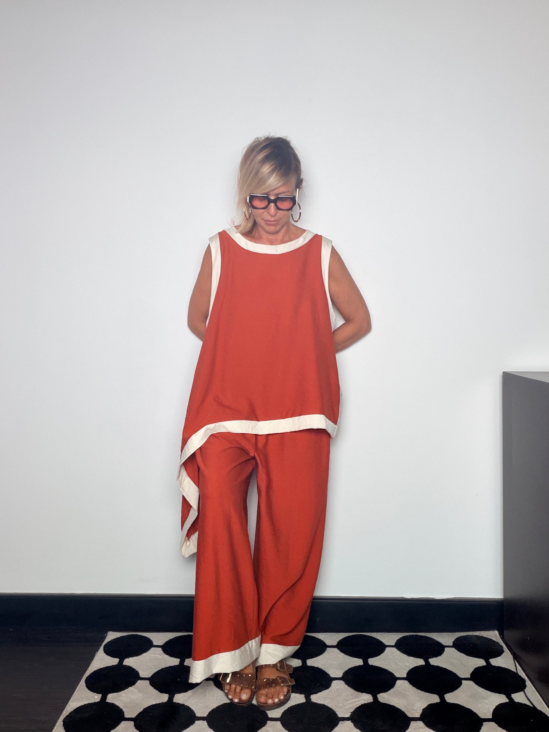 Completo Top Asimmetrico e Pantalone