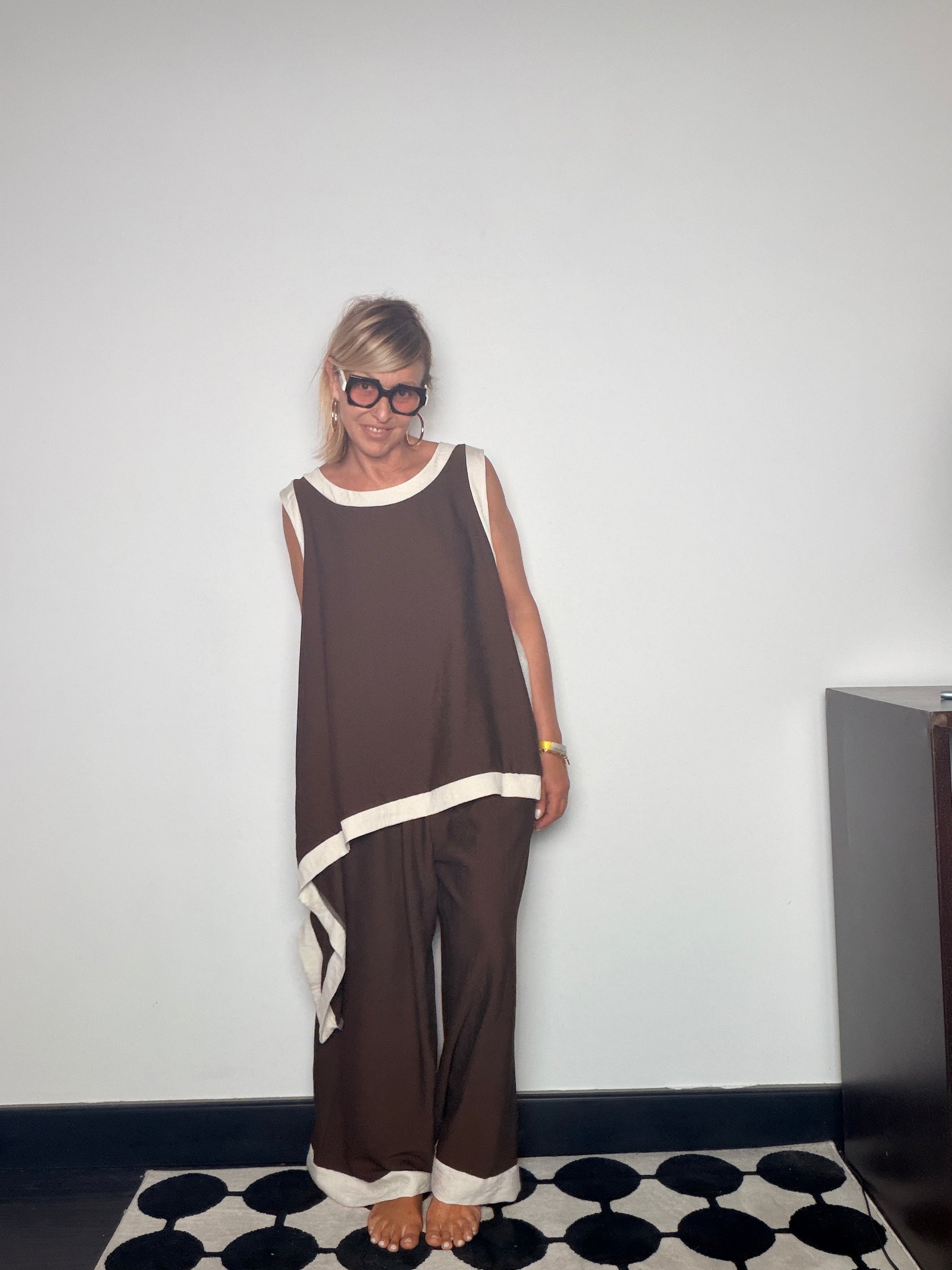 Completo Top Asimmetrico e Pantalone