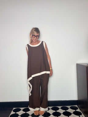 Completo Top Asimmetrico e Pantalone